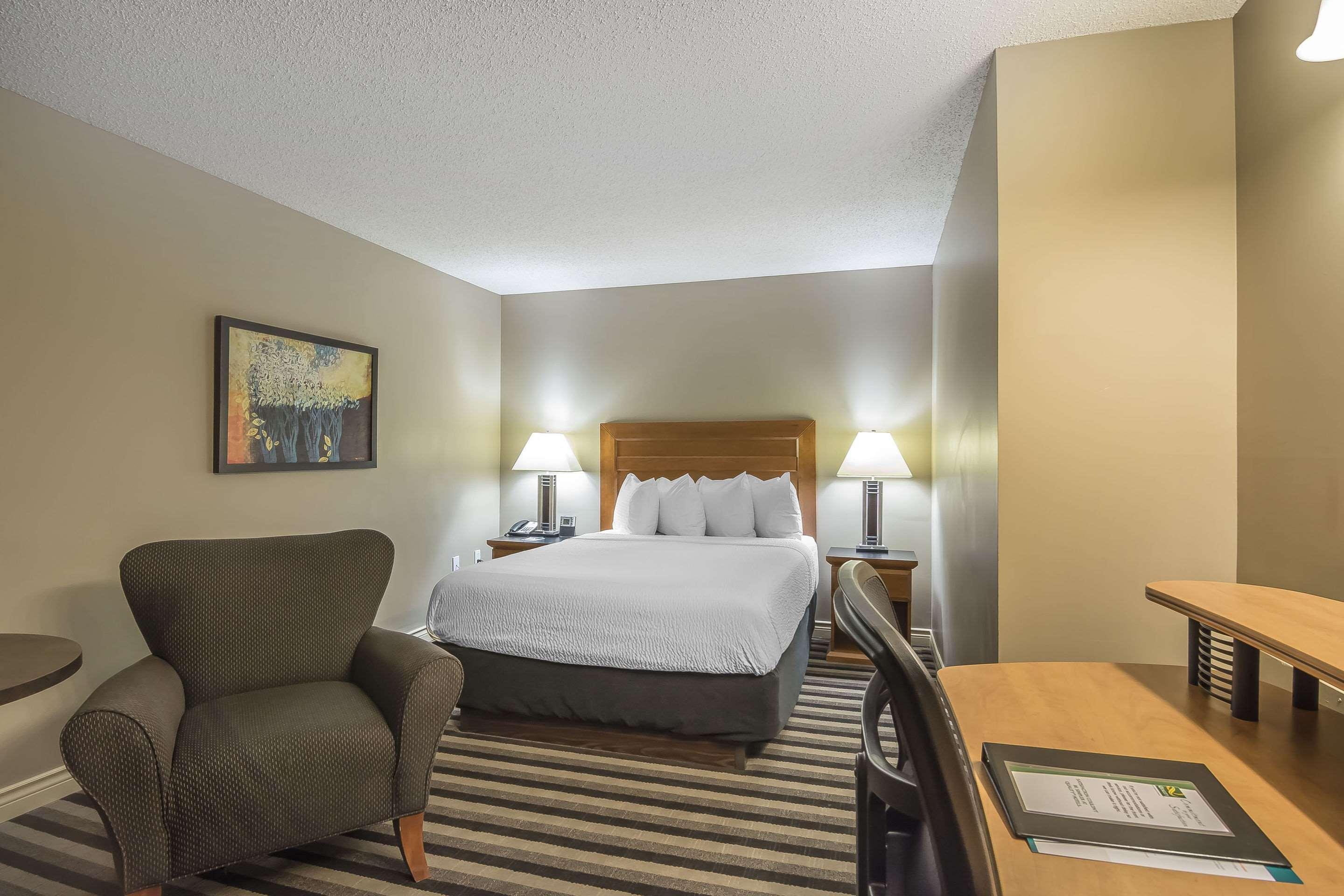 Quality Inn West Edmonton Eksteriør bilde
